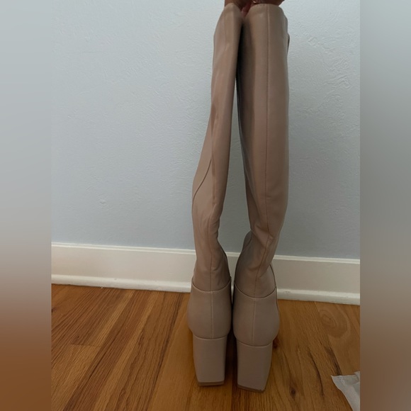 New Journee Collection Landree Wide Calf Boot - Picture 10 of 15